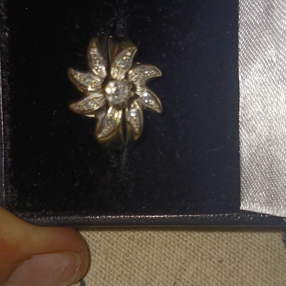 STUNNING VINTAGE ENGAGEMENT RING ๐๐๐๐๐ - Picture 17 of 17